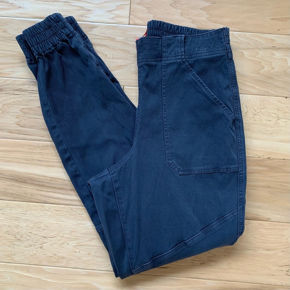 Spanx Twill Cargo Jogger Gray Tummy Control Stretch Crop Pants EUC Size Medium